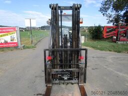 Manitou MI25D Triplex-Freihub 4,7m + Seitenschieber