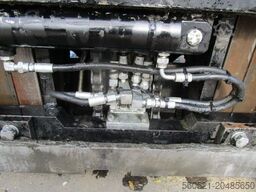 Manitou MI25D Triplex-Freihub 4,7m + Seitenschieber