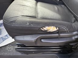 Renault trafic 1.6dci ambulance ziekenwagen