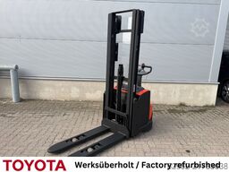 Toyota SWE 120 L / Akku neu!