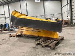 Øveraasen DEHS 285 snow plow