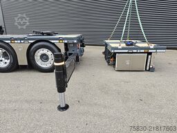 Scania R590 V8 / 8x2 / HMF 9520 + JIB + LIER / TREKKER...
