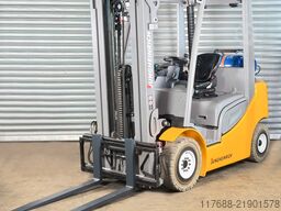 Jungheinrich TFG 430S - Service Neu - Triplex - VW Motor