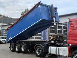 LANGENDORF Langendorf SKA 24/30- 3-Achs Kippauflieger