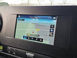 MERCEDES-BENZ SPRINTER 317 L2H2 9-Pers + Lift !