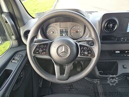 MERCEDES-BENZ SPRINTER 316 L2H2 Navi RWD