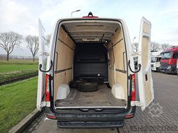MERCEDES-BENZ SPRINTER 316 L2H2 Navi RWD