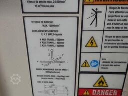 FANUC 2 x ROBODRILL ALPHA-D21MiB5 + Robot M-10iA