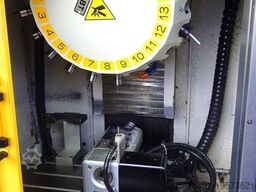 FANUC 2 x ROBODRILL ALPHA-D21MiB5 + Robot M-10iA