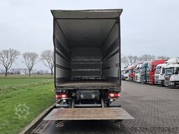 M.A.N. 18.250 TGM AIRCO TAILLIFT