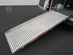 VOLKSWAGEN Crafter DSG *4MOTION* DACHKLIMA+8-SITZE+ROLLSTUH