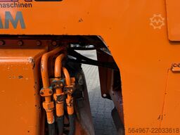 Hamm DV8.21 Tandemwalze Kantenschneider
