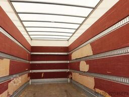MAN TGL 12.250 Bakwagen + Laadklep DHollandia 2000 kg