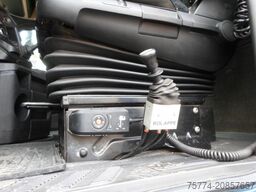 MERCEDES-BENZ 1845/HAD/Stream Space