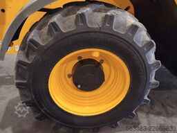 JCB 531760