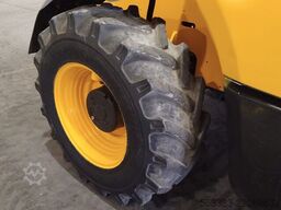 JCB 531760