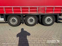 Schmitz Cargobull Curtainsider Mega