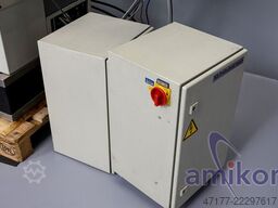 Instron 4507 Universalprüfmaschine 200 kN