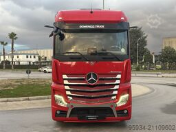 Mercedes-Benz Actros 1851
