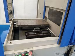 Hitachi Seiki VM 40 II