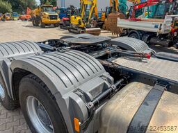 MERCEDES-BENZ Actros 3351 MP3 V8 Kipphydr.
