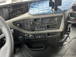 Volvo FH 13.420 Globetrotter / Mega / 2x Tank / Full Air
