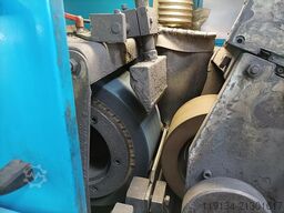 CINCINNATI Centerless Grinder 8-35