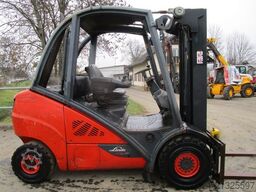 Linde H30D-02 Triplex-Freihub 4,7m Hubhöhe + Seitenschie