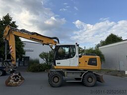 Liebherr A 918