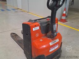 Toyota LWE200