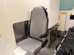 MERCEDES-BENZ Sprinter 519 Rettungswagen Ferno-Trage 1.Hand