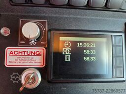 DAF XB 210 Kehrmaschine wie neu Brock VS4 Kehraufbau