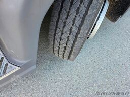 DAF XB 210 Kehrmaschine wie neu Brock VS4 Kehraufbau