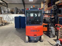 Heli CPD25 electric counterbalanced forklift. 4.7 meter