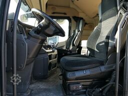 MERCEDES-BENZ Actros 1851 Bigspace Retarder XL-Tank Blatt/Luft