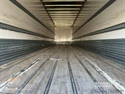 Fruehauf Semitrailer Dryfreight Standard Porte relevante
