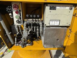 NIFTYLIFT HR12 NE Knikarmhoogwerker 4x2 Elektrisch 2011 12M werkhoogte