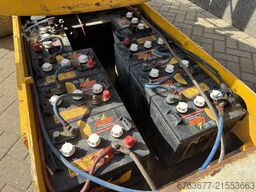 NIFTYLIFT HR12 NE Knikarmhoogwerker 4x2 Elektrisch 2011 12M werkhoogte