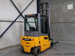 Jungheinrich EFG 320