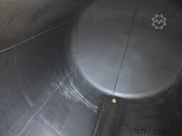 VAN HOOL Tankchassis mit Tankcontainer