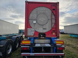 SCHMITZ CARGOBULL Tankchassis mit Tankcontainer, 375.678 Km