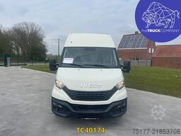Iveco Daily 35S14V12