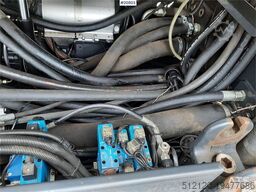 Ponsse Ergo 8W harvester w/ H6 harvesting unit, tracks an