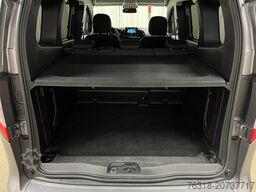 Mercedes-Benz T 180 d 7Gtr RfKam MBUX Totwi  CarPlay