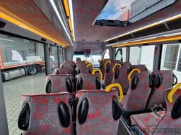 MERCEDES-BENZ 30 Sitzer Schul- Transferbus 519 Lagerfahrzeug