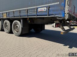Schmitz Cargobull SCB*S3T / Disk brakes / Huckepack