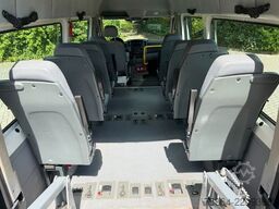 VW Crafter 2.5 Tdi 9 Sitze + Klima + Lift Euro 4