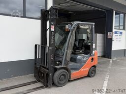 Toyota 02-8FGF18