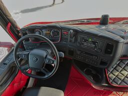 SCANIA 770 S V8