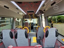 MERCEDES-BENZ Lagerfahrzeug Bürgerbus Niederflur 9 Sitze